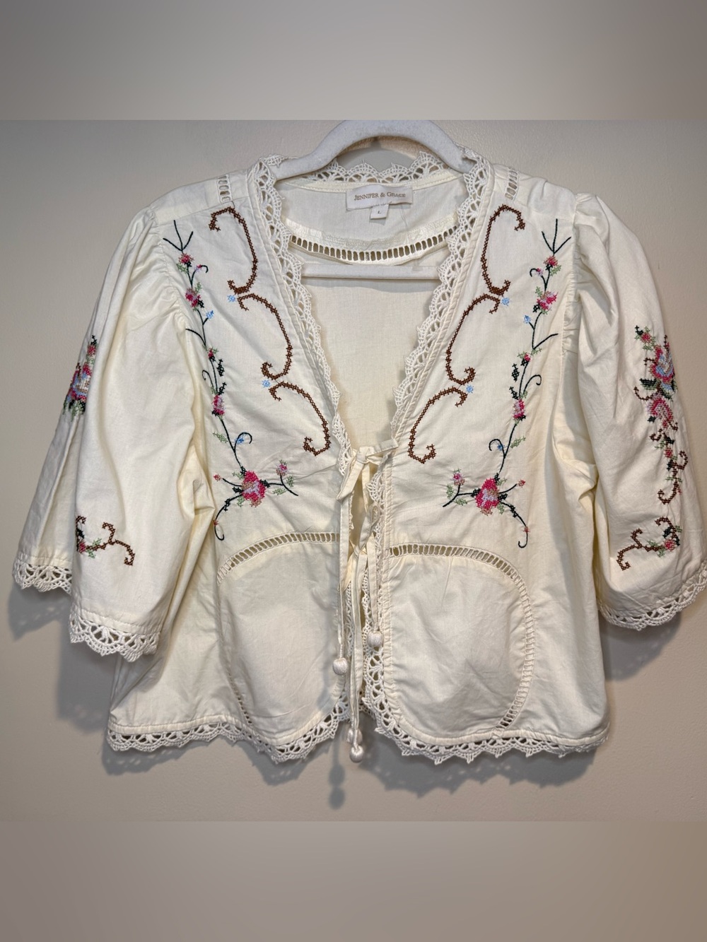 Jennifer & Grace Romantic Eyelet Embroidered Short Sleeve Tie Front Blouse L - Picture 4 of 9